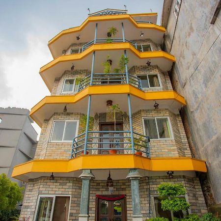 Spot On 445 New Hotel Natureland Pokhara Eksteriør billede