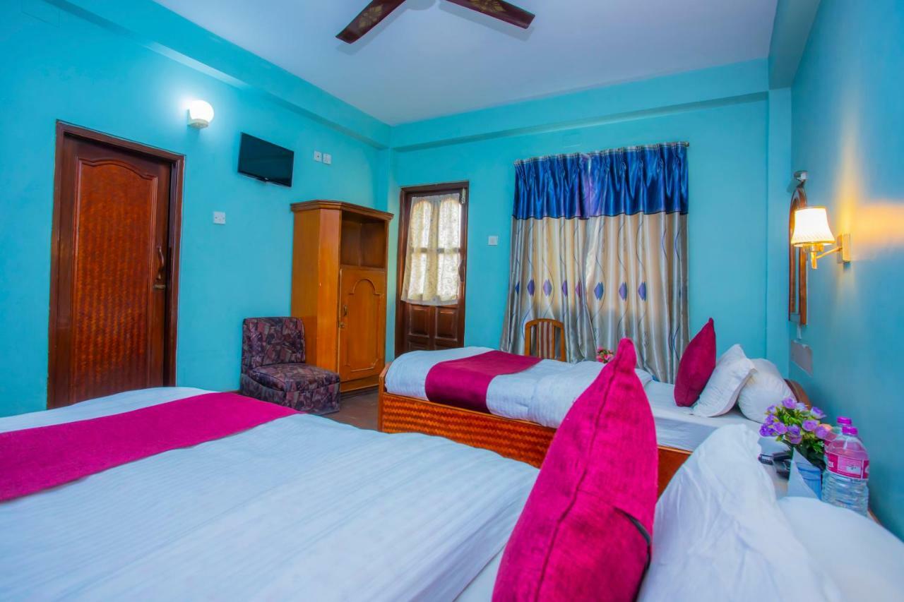 Spot On 445 New Hotel Natureland Pokhara Eksteriør billede