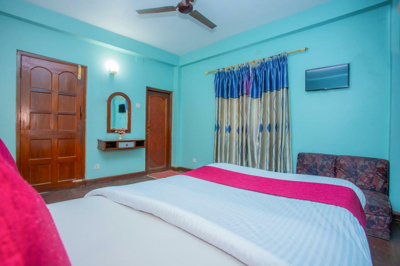 Spot On 445 New Hotel Natureland Pokhara Eksteriør billede