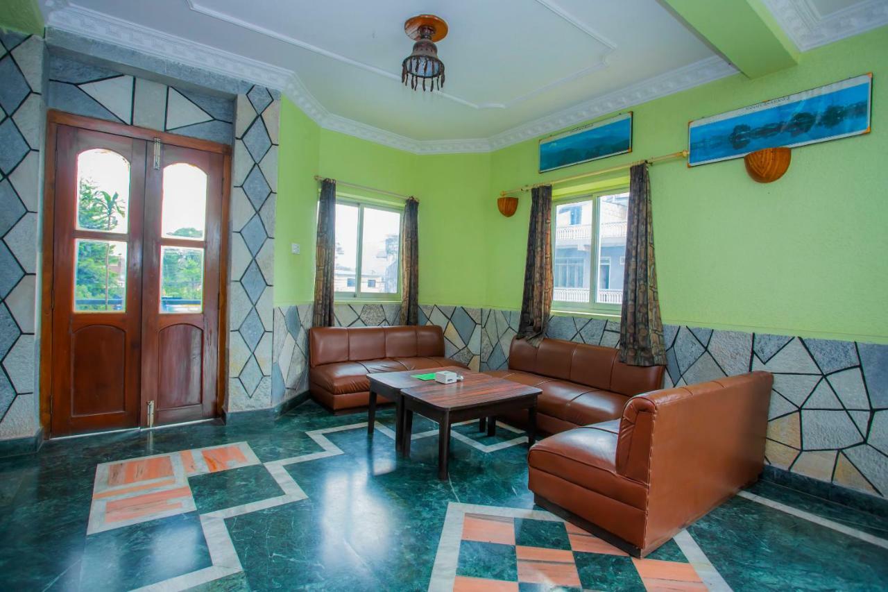 Spot On 445 New Hotel Natureland Pokhara Eksteriør billede